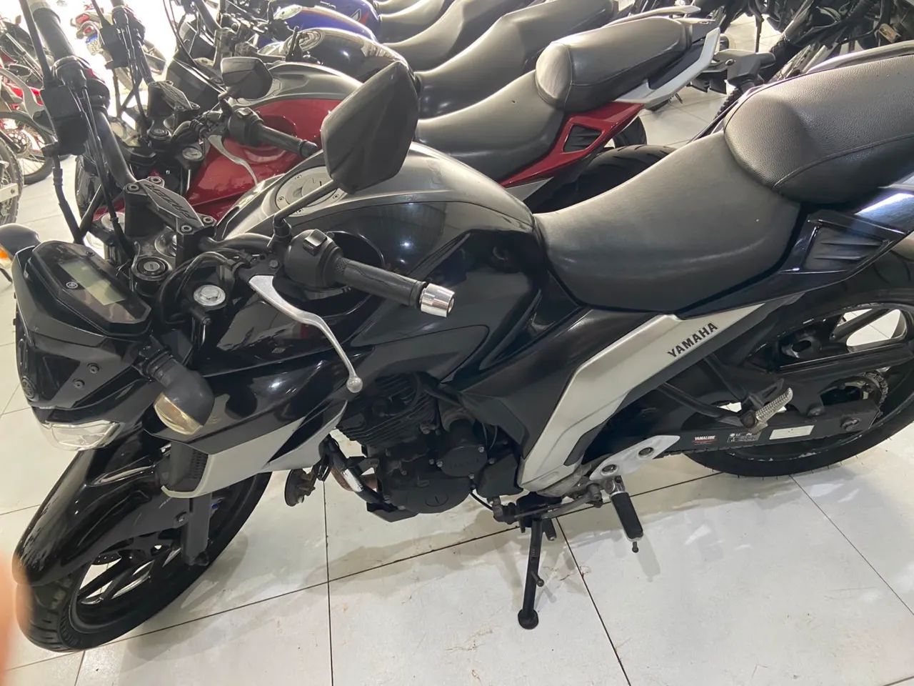 FAZER 250 2020 COM GATANTIA