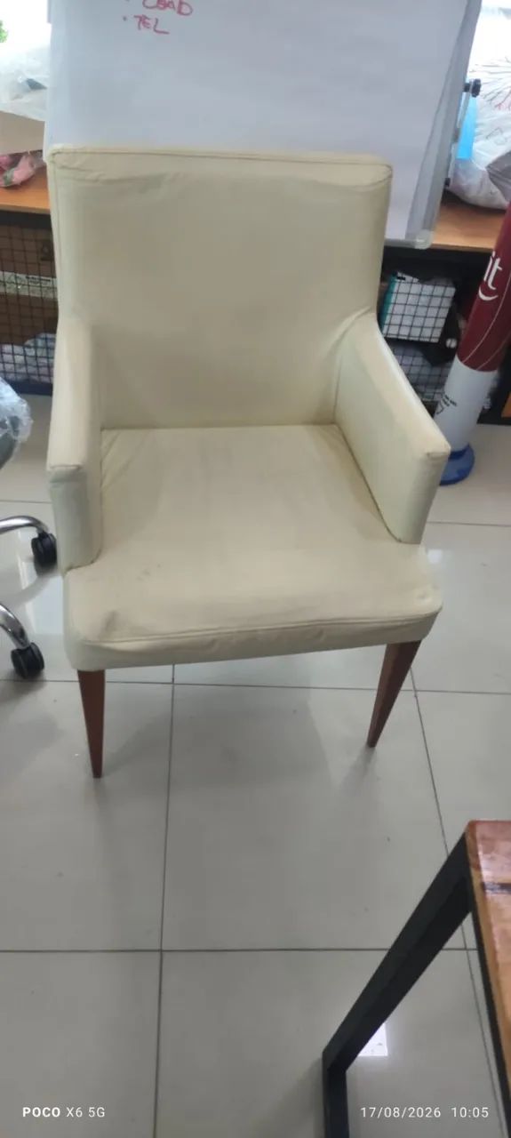 Poltronas brancas