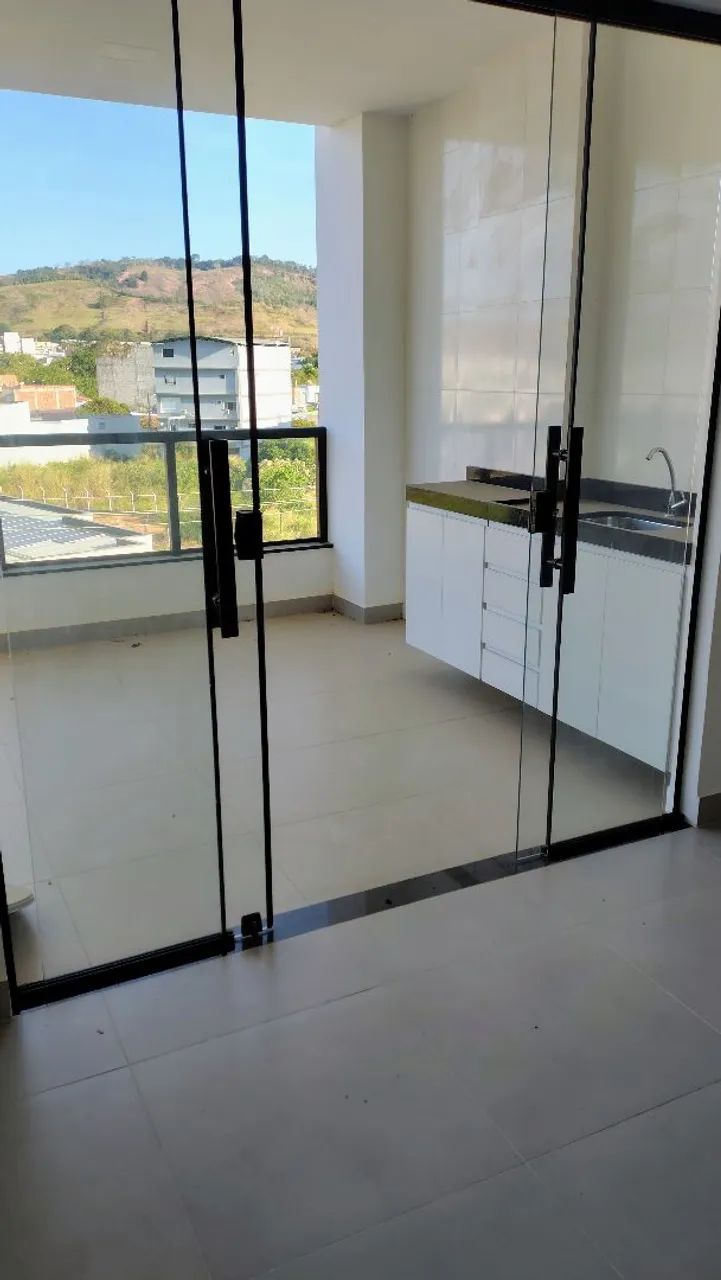 Alugo apt de 3qtos com suite,elevador e garagem, Guaçui -ES. - Foto 3