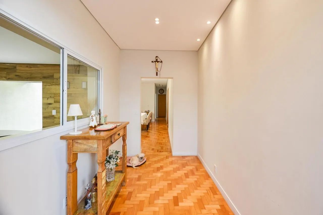 Casa à Venda - Pompéia, 7 Quartos, 400 m2