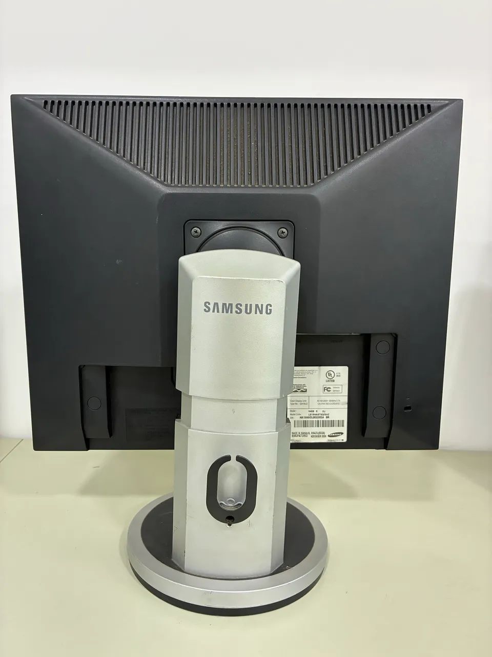 Monitor Samsung SyncMaster 940B (19 polegadas) - Foto 2
