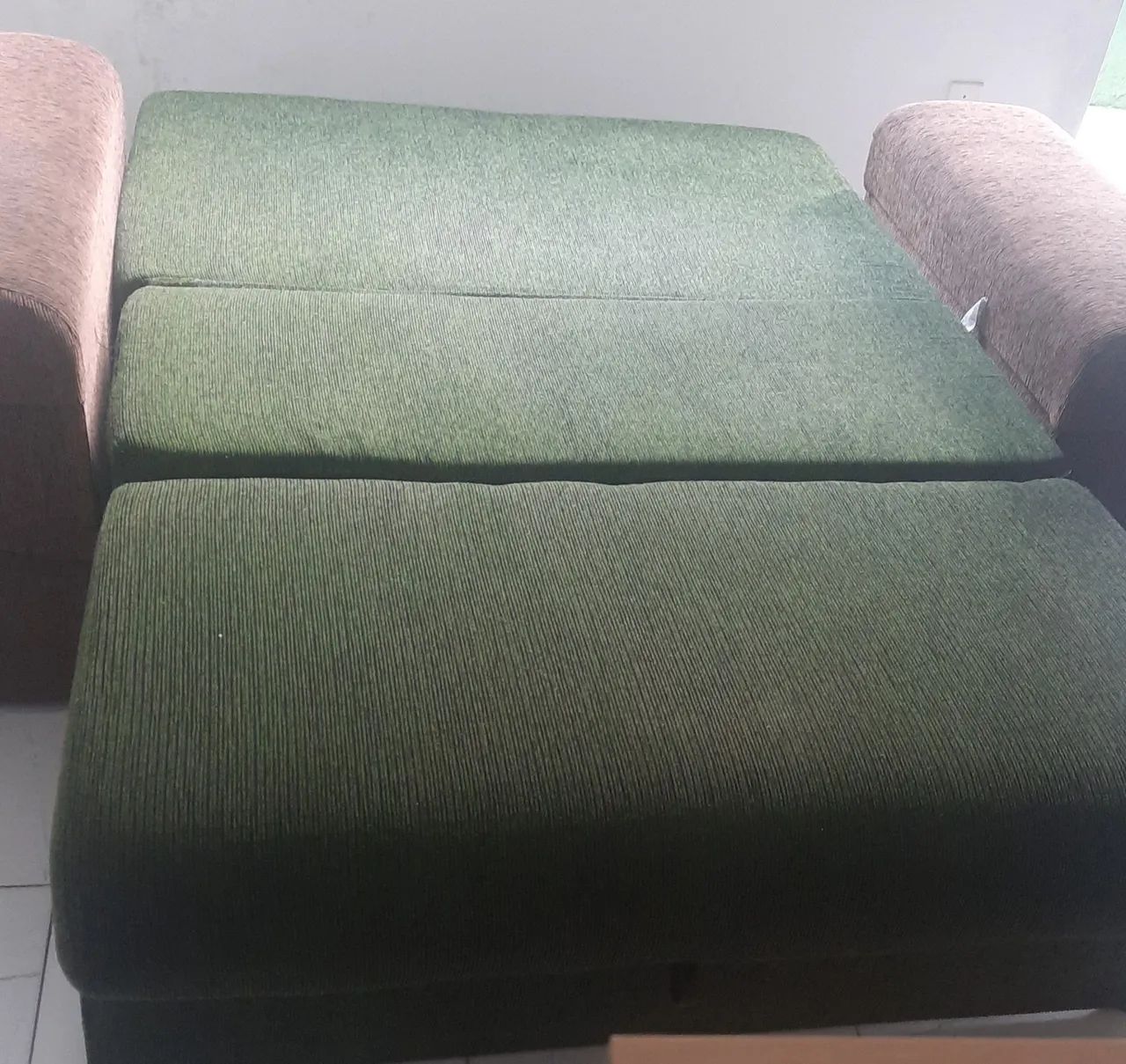 Sofá cama com pouco uso  - Foto 3