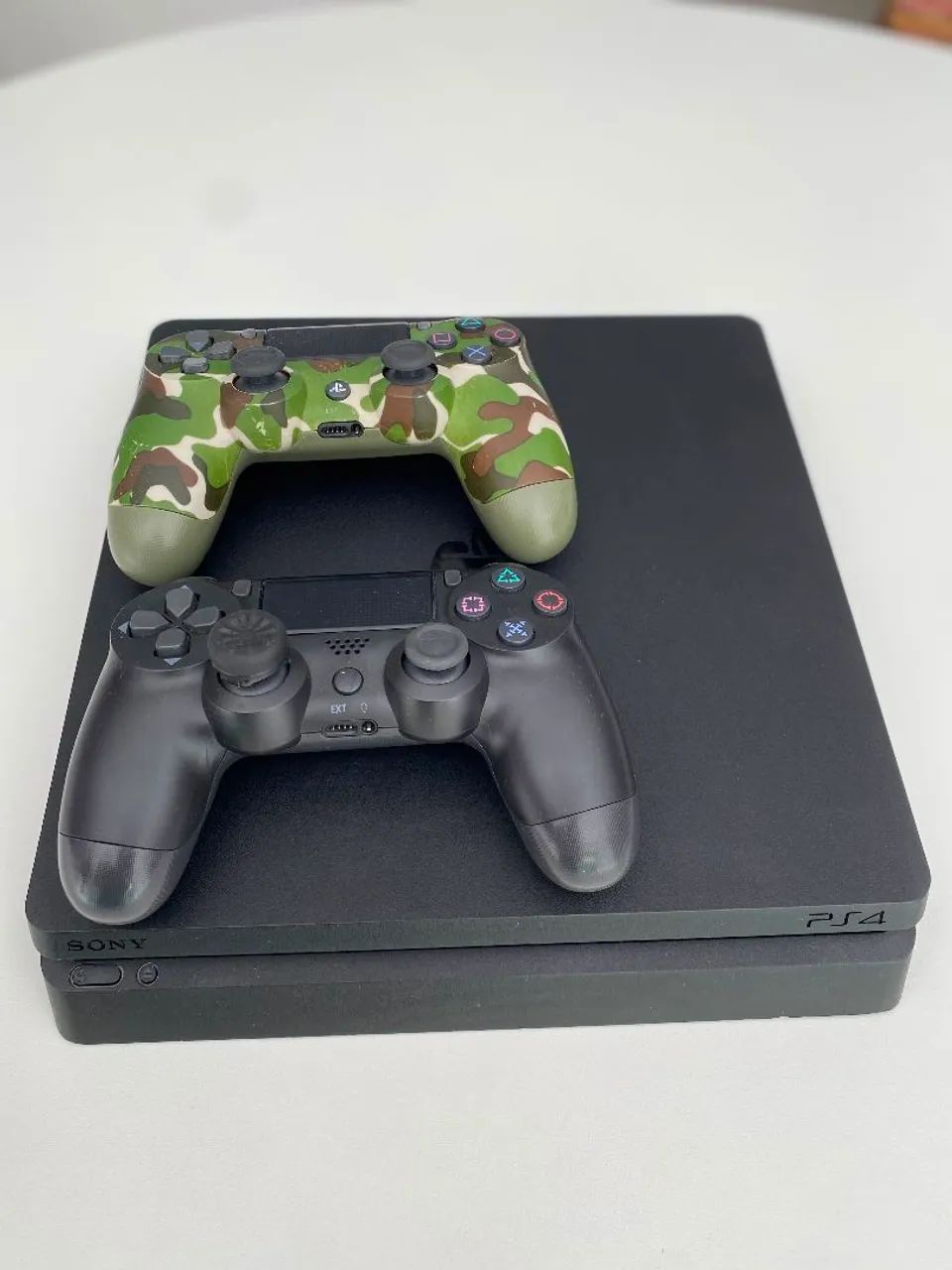 ps4 Slim 1TB 2 Controle  - Foto 5