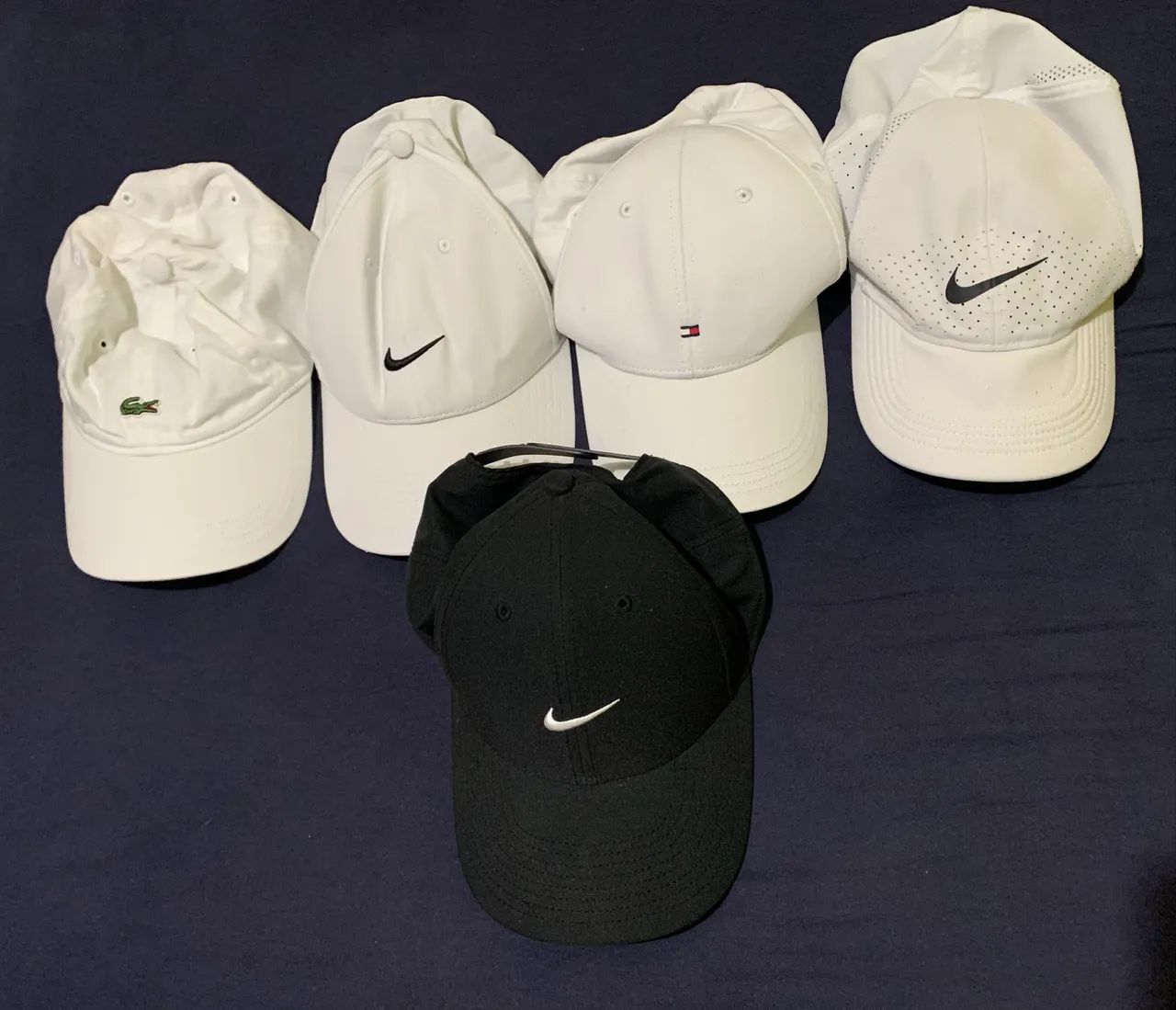 Bonés Nike, Tommy e Lacoste 
