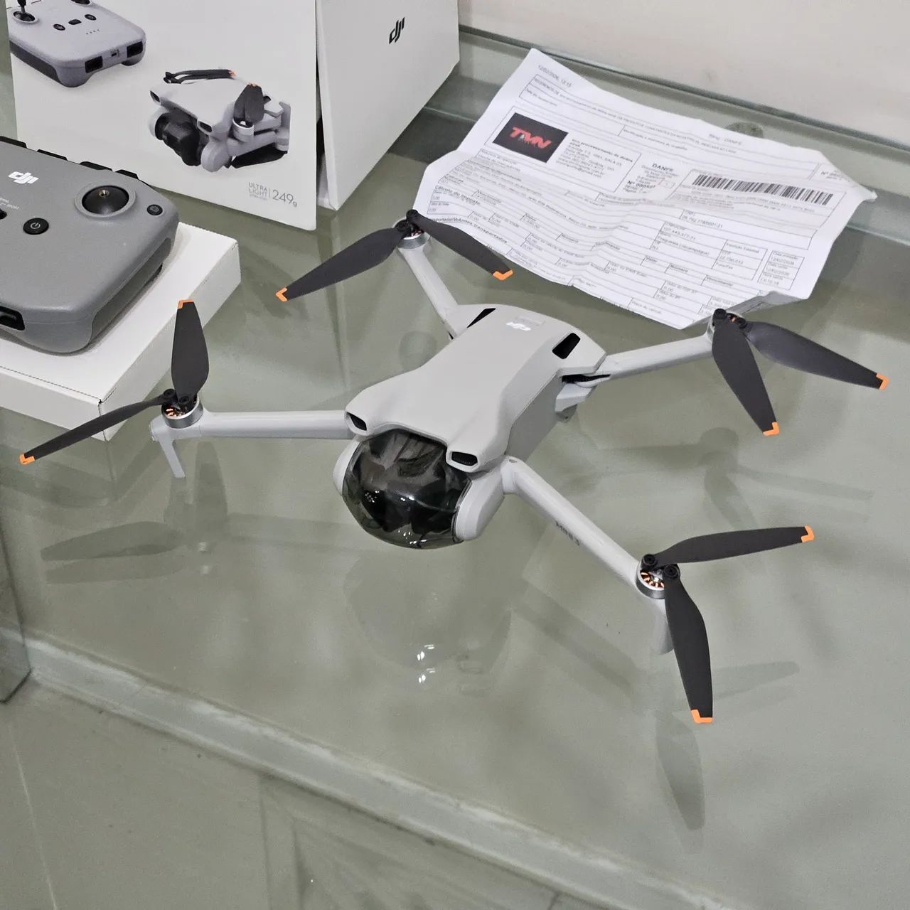 Drone DJI Mini 3 pouquíssimo uso, na garantia - Foto 3