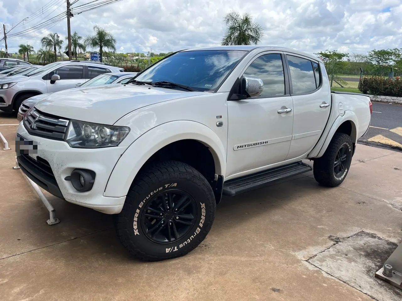 Mitsubishi L200 EVOLUTION 3.2 4X4 TB INT. DIESEL 2016