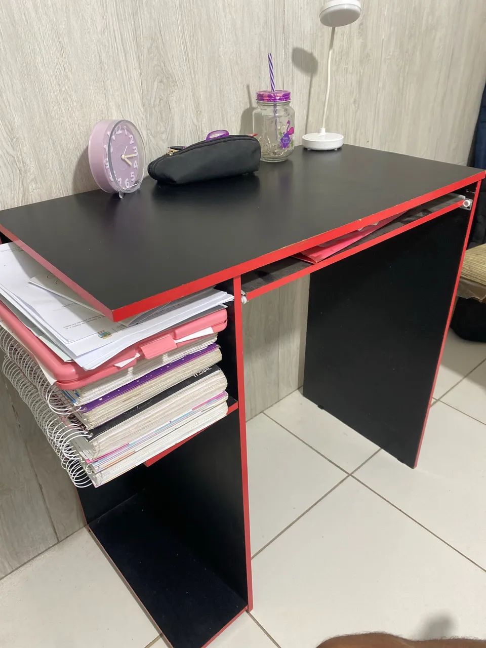 Mesa de computador / Escrivaninha  - Foto 3