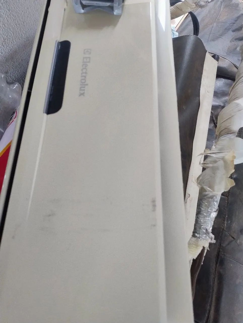 Ar condicionado Eletrolux 7000 BTUs usado