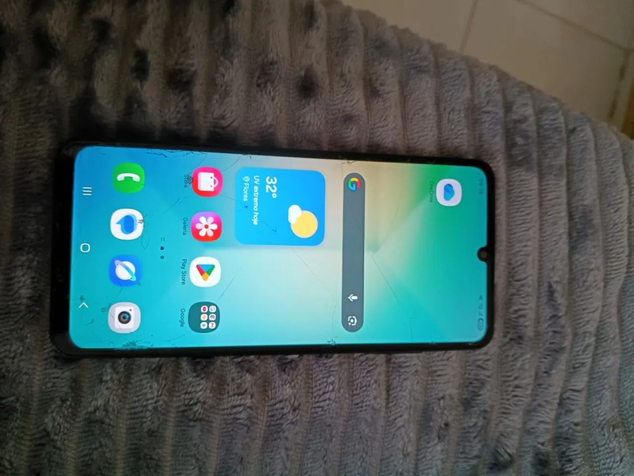Galaxy A06 semi novo
