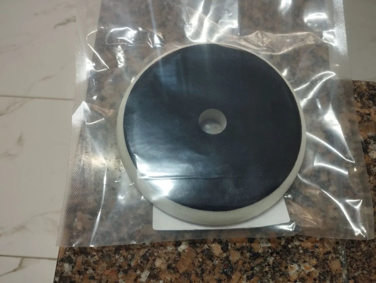 Vende se Boinas usada apenas uma vez - Foto 4