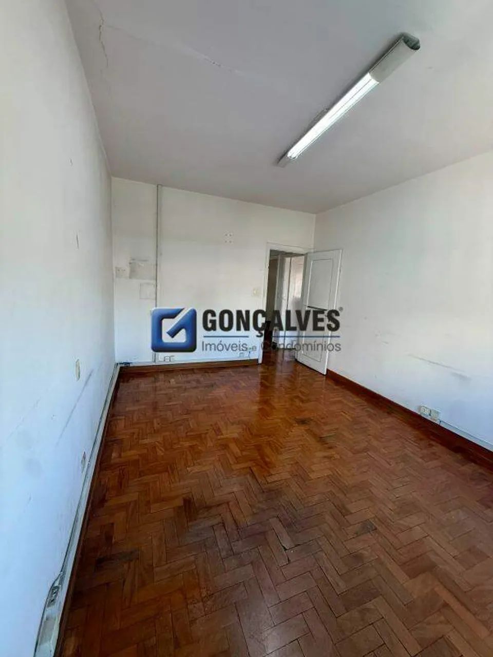 Prédio Comercial com Salão, Salas e Galpão no bairro Santa Paula - Foto 5