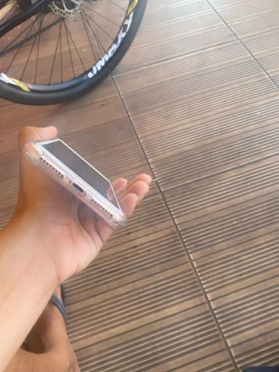 Vendo iPhone 7 Plus conservado tudo original  - Foto 3