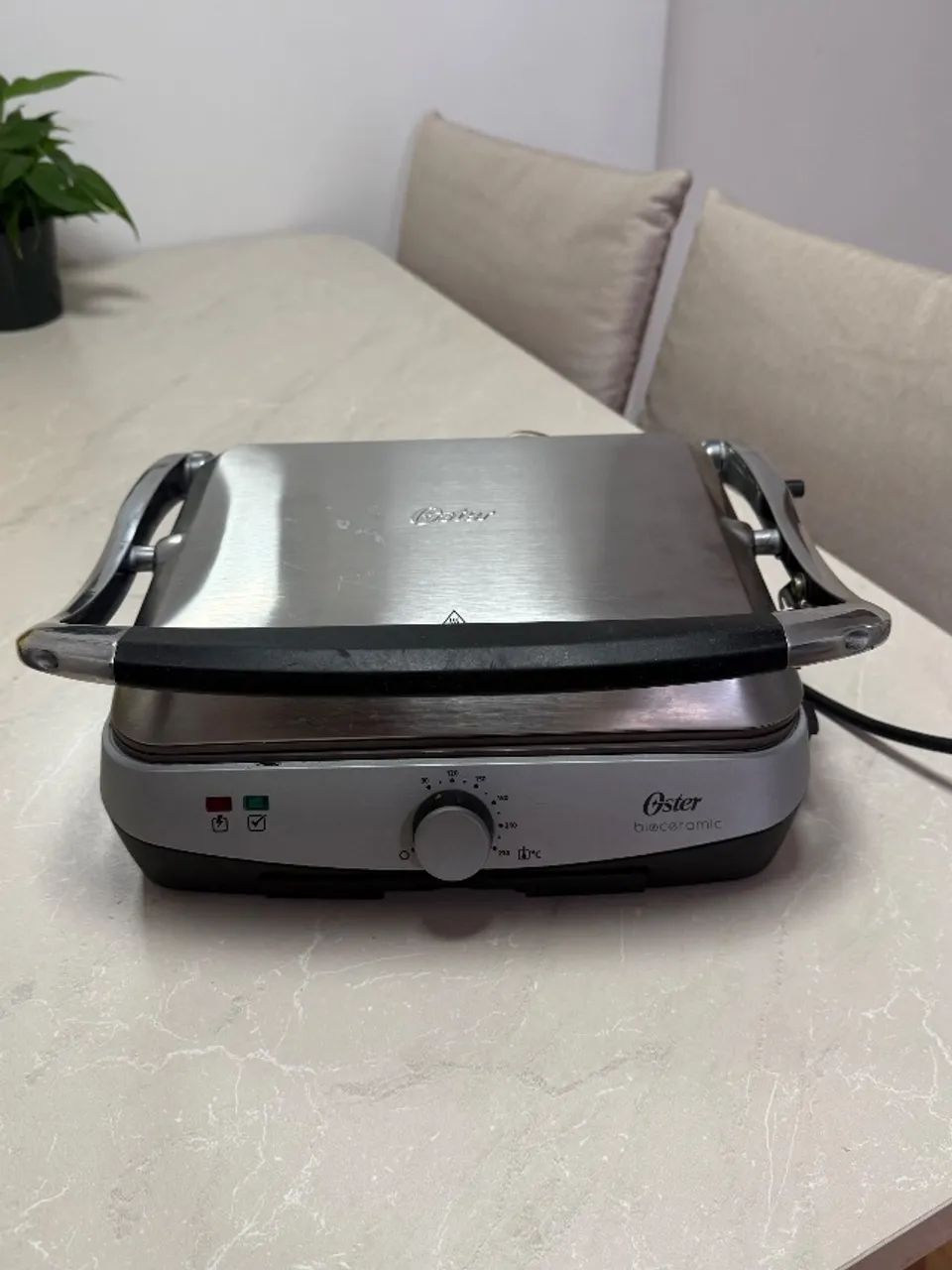 GRILL MULTIUSO OSTER 1500W 220V BIOCERAMIC