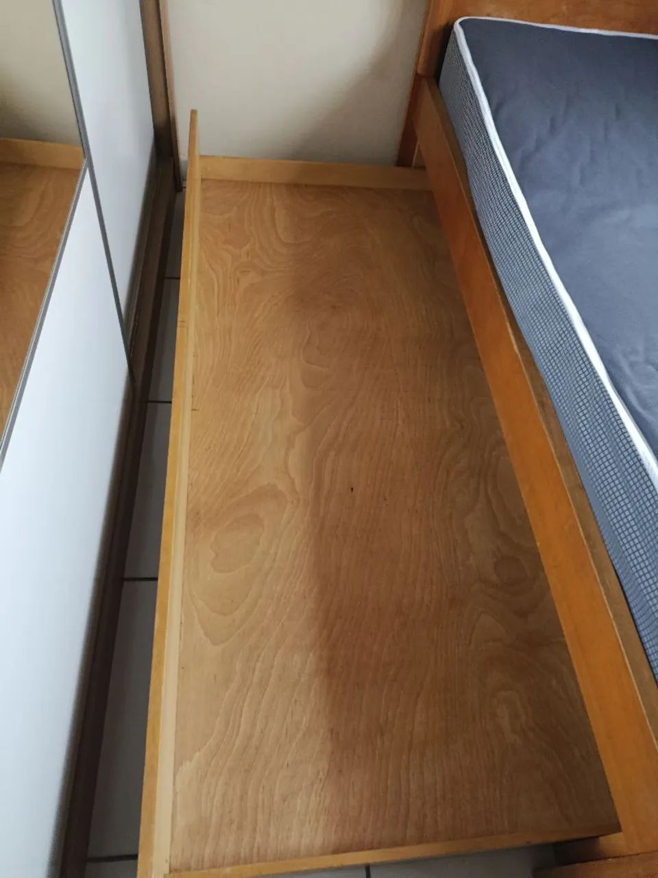 Bicama solteiro com 1 colchão  - Foto 2