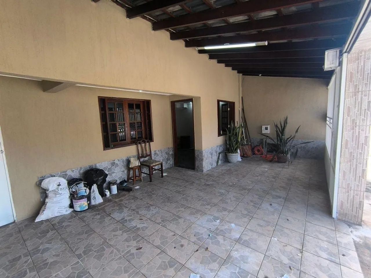 CASA COM PISCINA A VENDA EM SÃO BRÁS {NA}