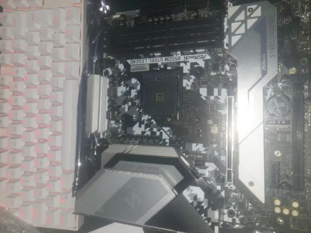PLACA MAE B550M STEEL LEGENDS AM4