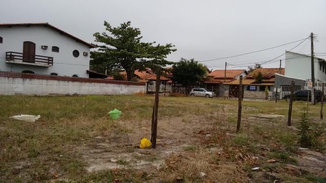 Terreno de esquina em área nobre de Araruama - Foto 9