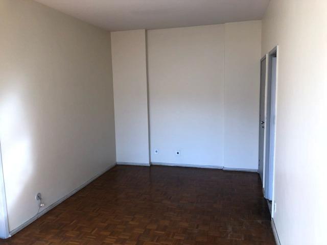 Excelente Apto Vazio amplo 02qts dependência 02vagas portaria elevador Vila Isabel - Foto 4