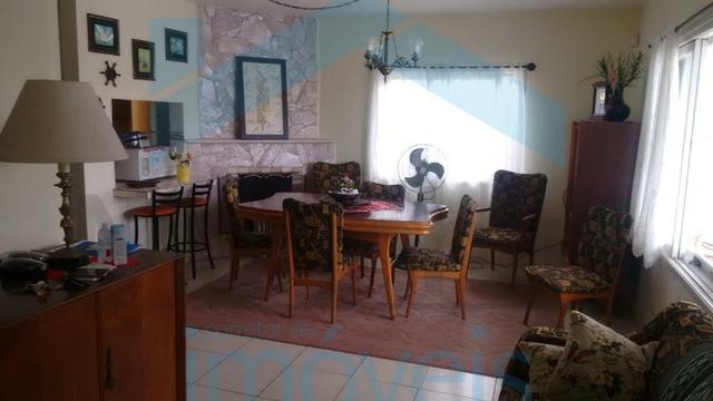 Confira, casa com laje, piscina, ampla em Rainhado Mar - Foto 7
