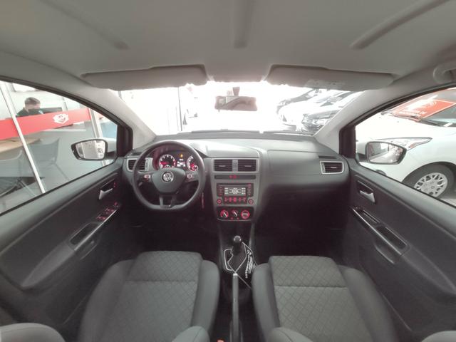 Vw - Fox 1.0 85CV Trendline 2016 - Foto 11