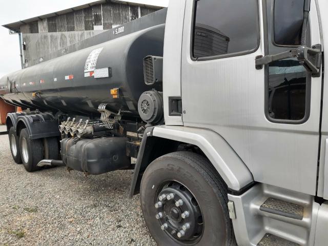 Ford Cargo 1722 Truck com Tanque de Combustível - Foto 5