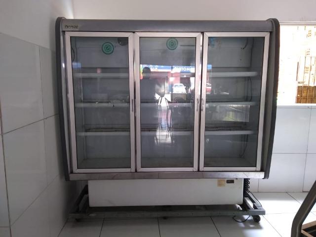 Vende-se expositor refrigerado