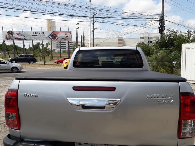 Toyota hilux SRV 16/17 R$ 126.000,00 FONE - Foto 6