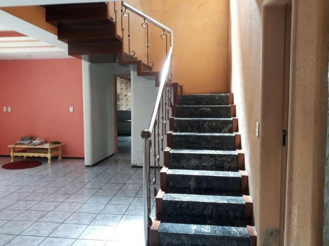 Casa com 8 Quartos à Venda - Foto 19