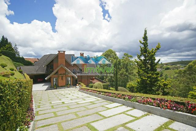 Exclusivo imóvel à venda em área nobre com 04 suítes!!! - Foto 4