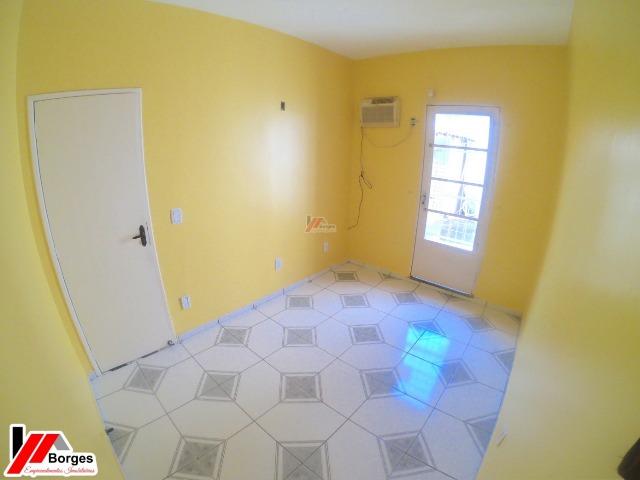 Casa Com 03 Quartos Próximo A Avenida Pedro Neiva De Santana - Foto 5
