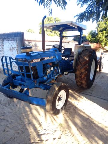 Trator ford 5610 com rocadeira