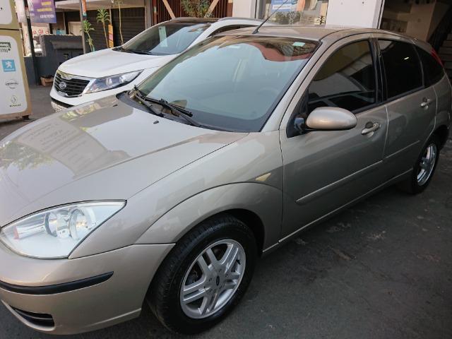 Ford Focus Hacht GLX 1.6 2004 - Foto 5