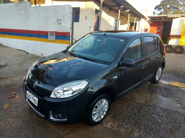 Vende Sandero privilegi 1.6 16v automático 2011/12 - Foto 4