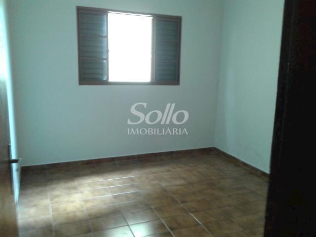 Casa para alugar com 2 dormitórios em Santa mônica, Uberlândia cod:72