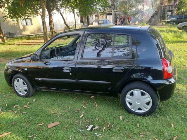 Renault Clio 1.0 10/11 Básico