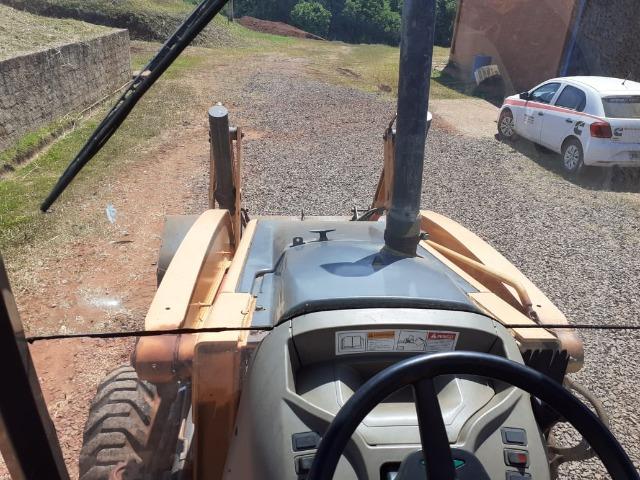 Retroescavadeira 580N 4x4 2013 - Foto 5