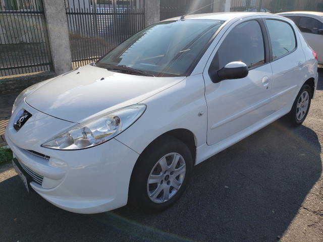 PEUGEOT 207 1.4 XR COMPLETO 2012 IMPECÁVEL