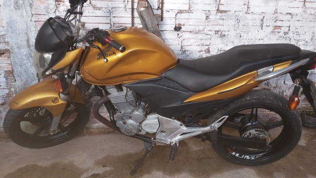 MOTO CB 300 HONDA
