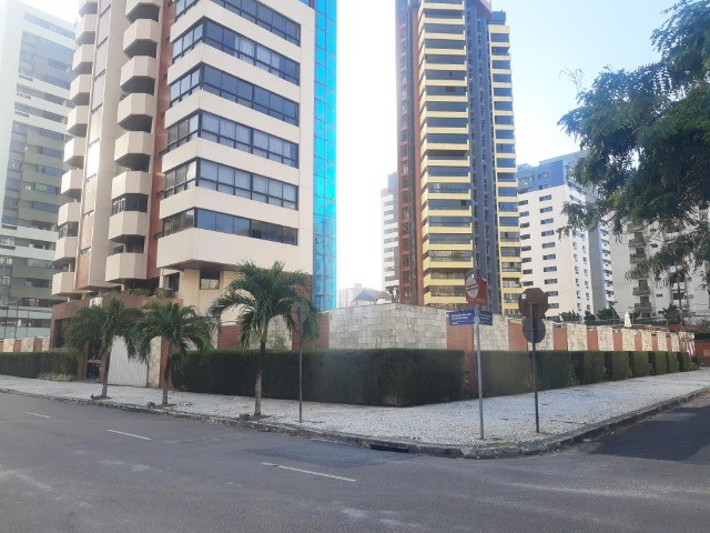 Oportunidade!! Na melhor localização do Bairro de Manaira, 1 apt p/andar c 290m² ! - Foto 2