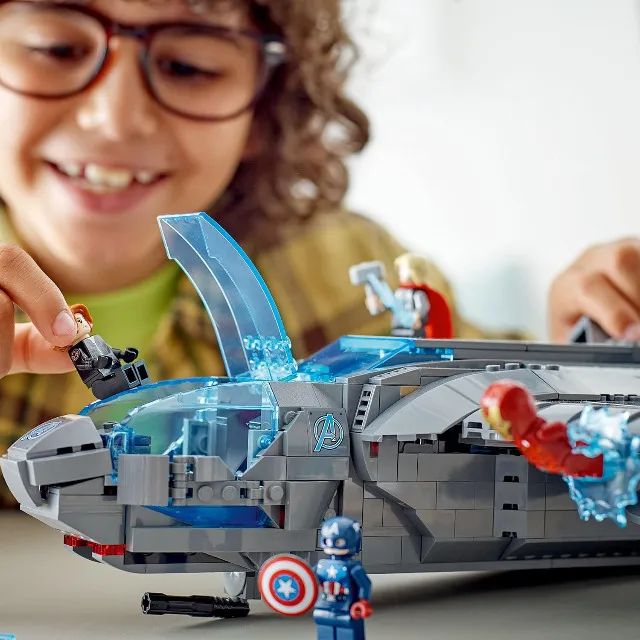 LEGO - Marvel Studios - The Infinity Saga - Quinjet Dos Vingadores - 76248