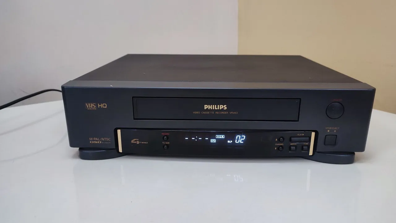 VCR Vídeo Cassete Philips (Leia o anúncio)