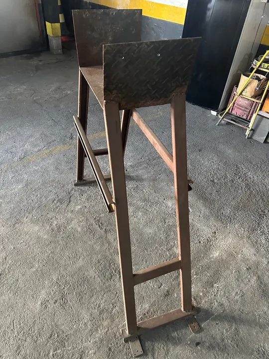 Suporte ou cavalete ferro  - Foto 4
