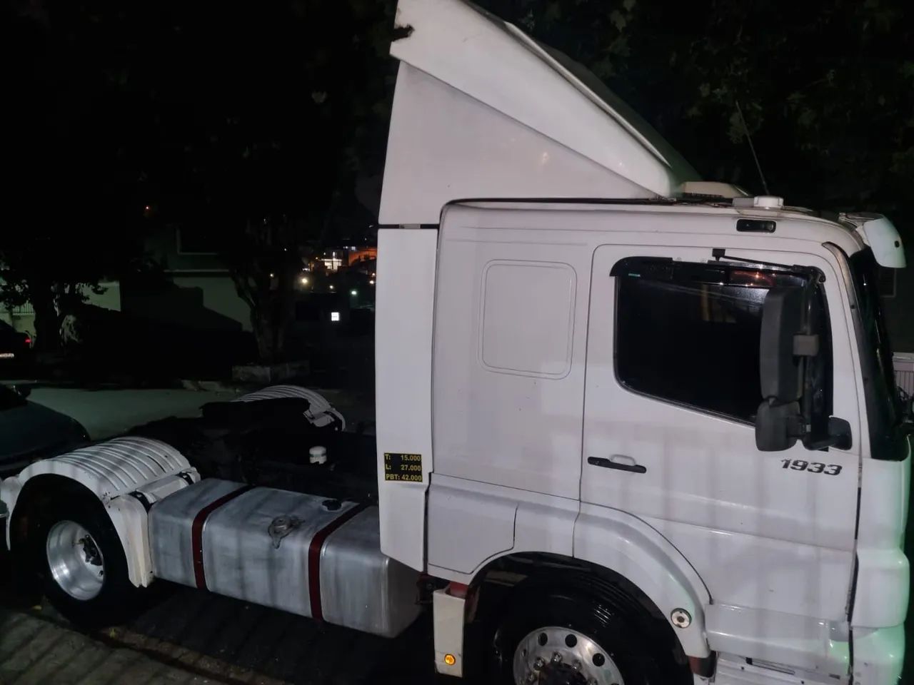 Caminhão Mercedes-Benz AXOR 1933 - Foto 5