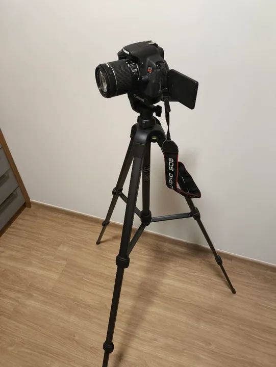 Câmera Profissional Canon T5i com Lente e Assessórios  - Foto 6