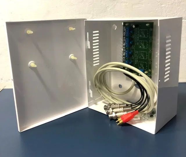 Rack Organizador Orion 4ch analógico para Dvr com fonte de 5A K4F5ASTA