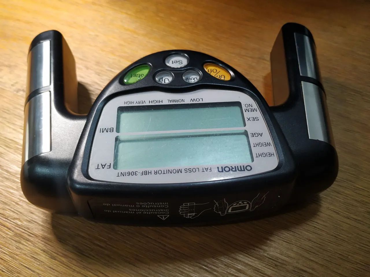 Aparelho Medidor de Gordura Corporal Omron HBF-306INT - Foto 4