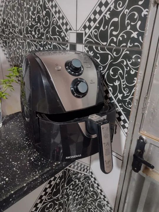 Air fryer 
