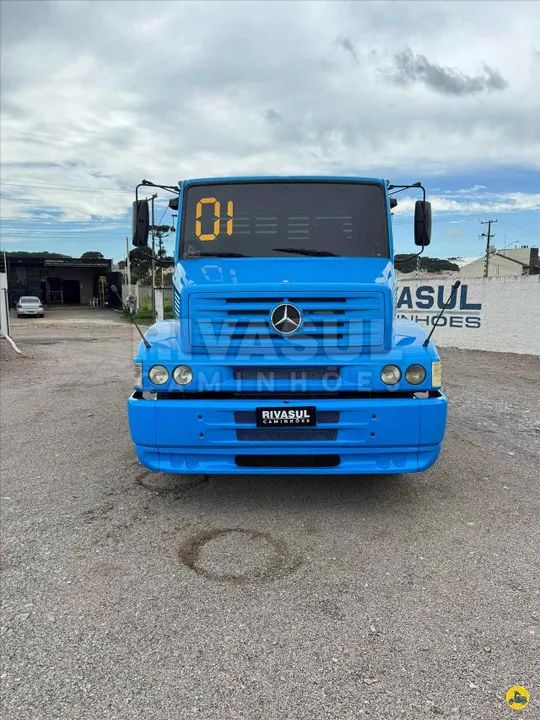 MB 1418 Eletrônico ano 2001 Carroceria 4X2 - Foto 3