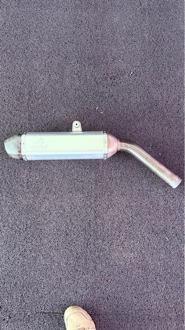  Ponteira de F850 GS - Rocket Racing Exhaust