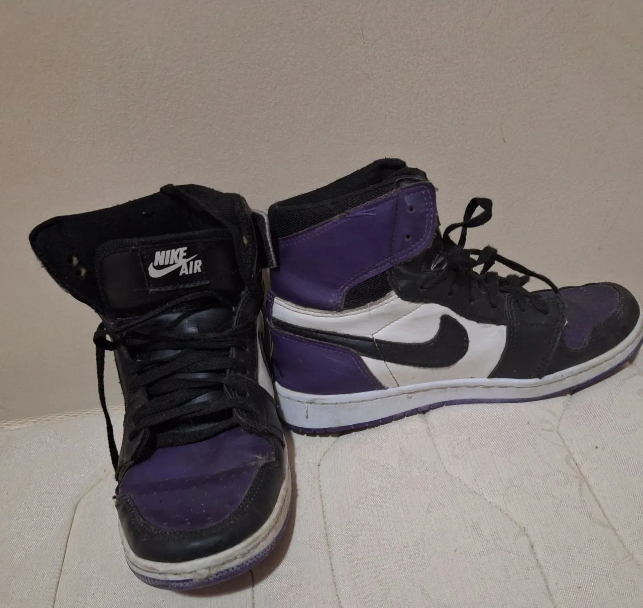 Air Jordan 1 Roxo e Preto